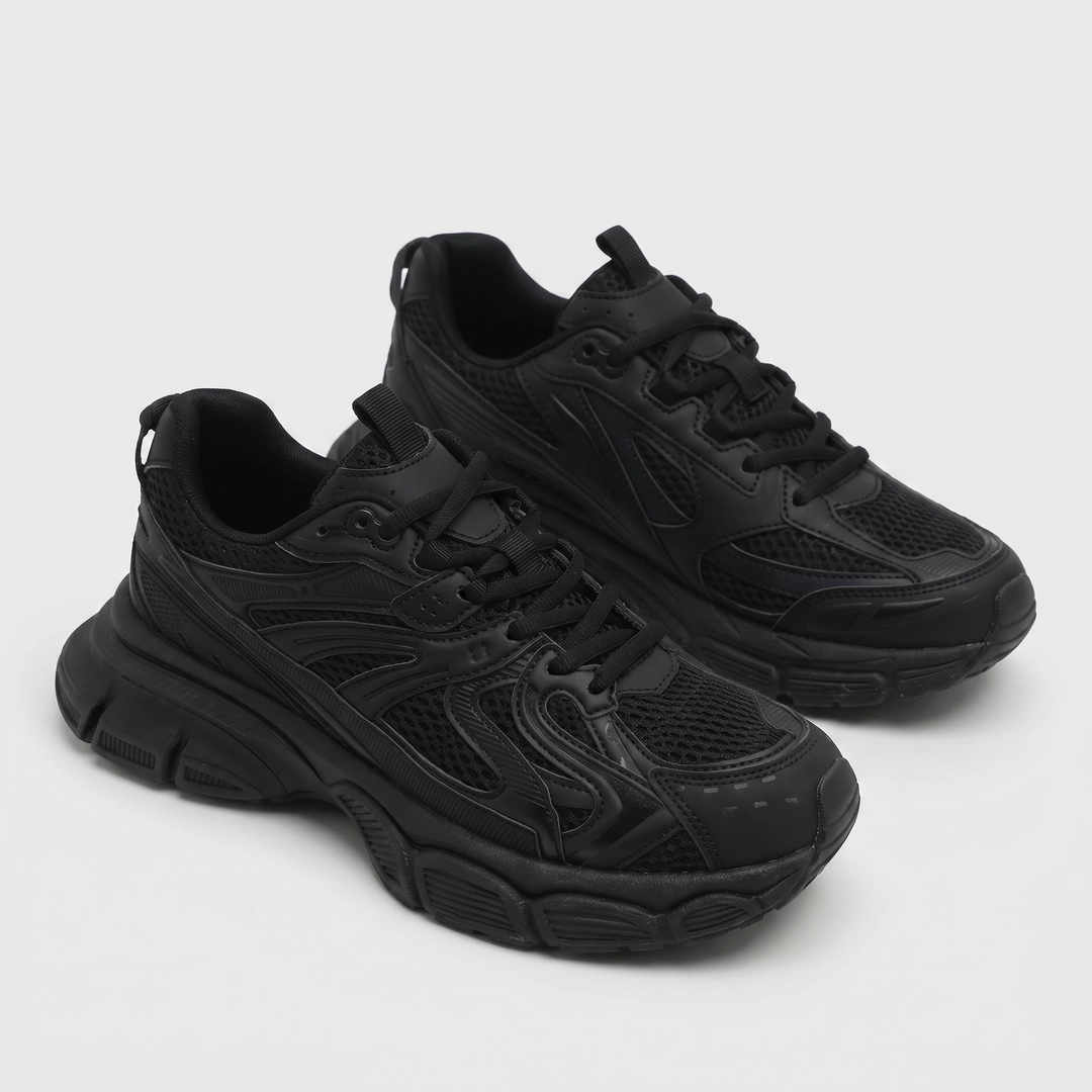 Capuano - Black