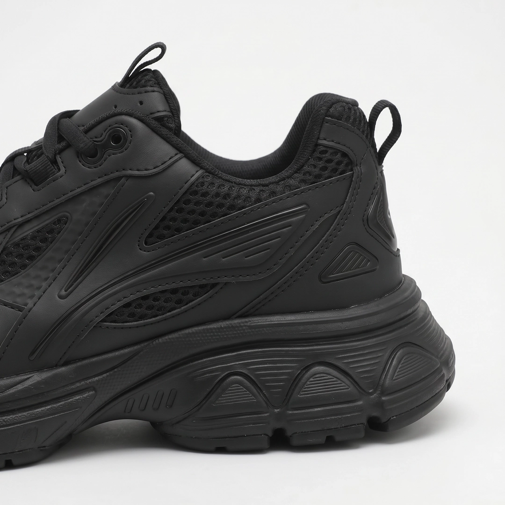 Capuano - Black