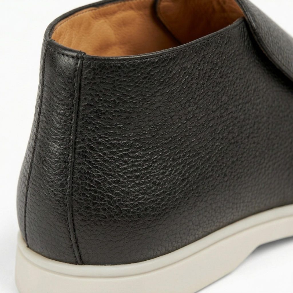 Vincenzo - Black Leather