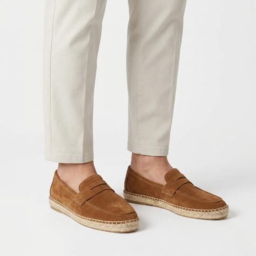 Romano - Brown
